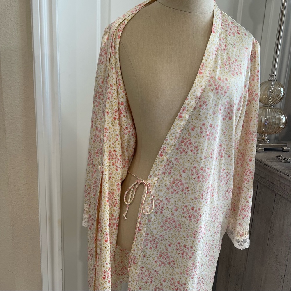 Oscar de la Renta Robe - Picture 5 of 8